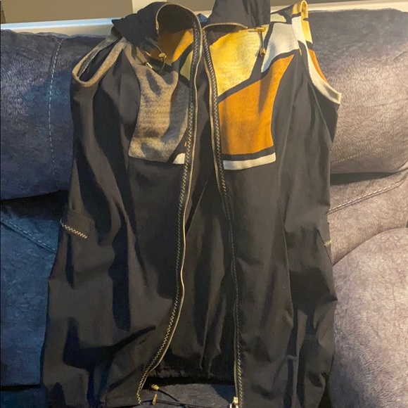 Nylon vest with matching shirt - Picture 3 of 5